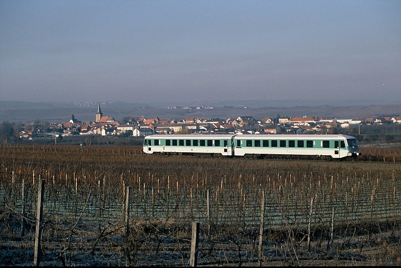 628 277 bei Freinsheim, Mrz 1989